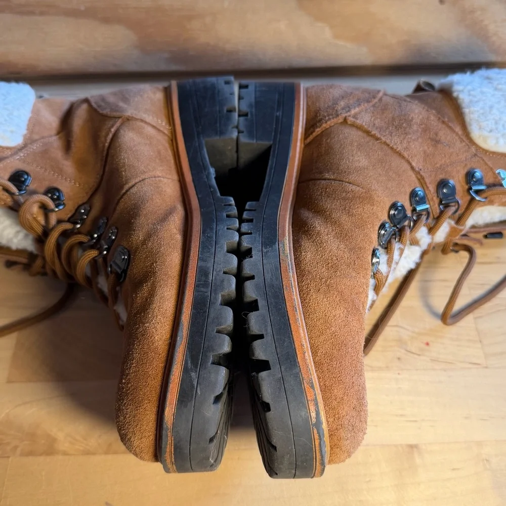 Marc Fisher 9 Suede leather faux shearling lace up stack heel winter boots moto